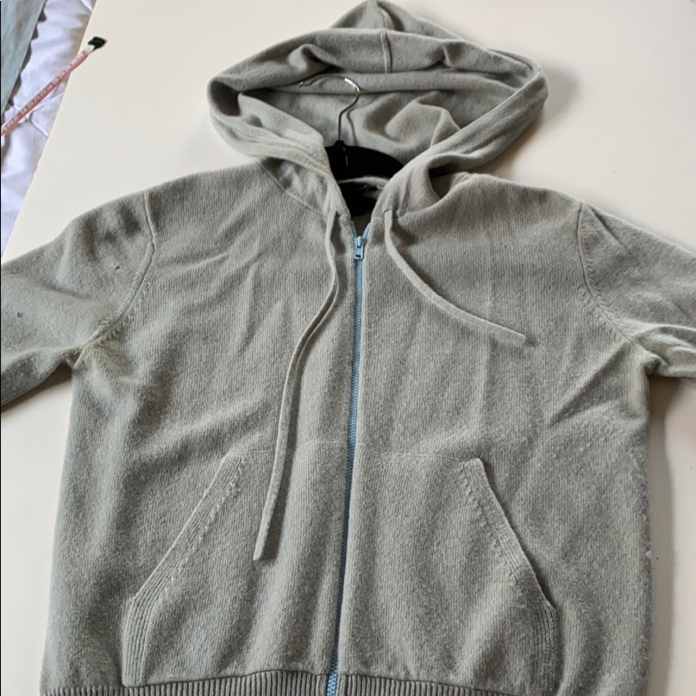 Short sleeve baby blue cashmere hoodie